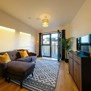 https://hotwells-apartments-flat-6-hopewell.tophotelsbath.com